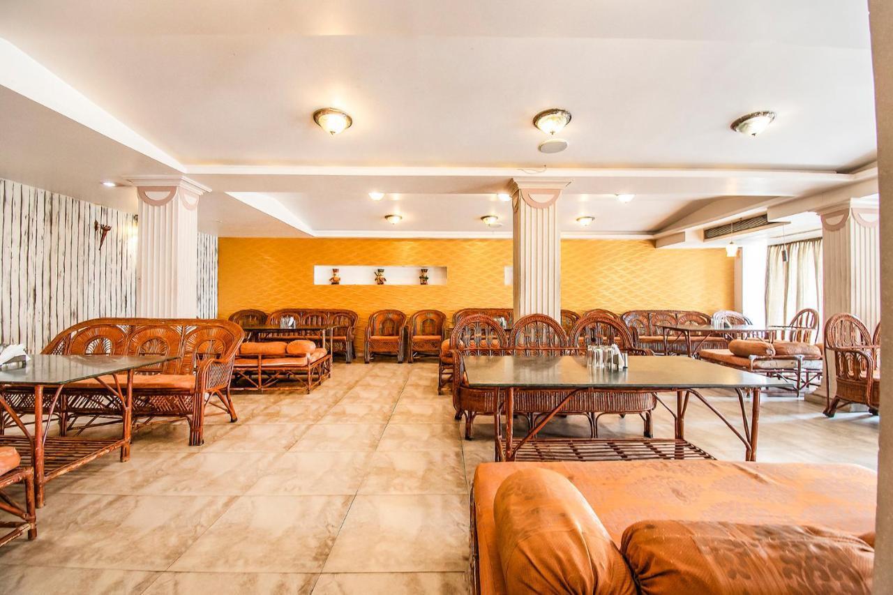 Hotel Maan Residency Satellite Road Amhedabad Dış mekan fotoğraf